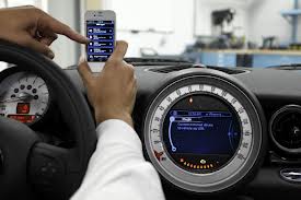 A Look At The Possibilities With 'Connected Cars'
