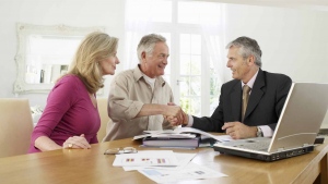 Choose The Varied Roles Of Renowned Financial Advisor